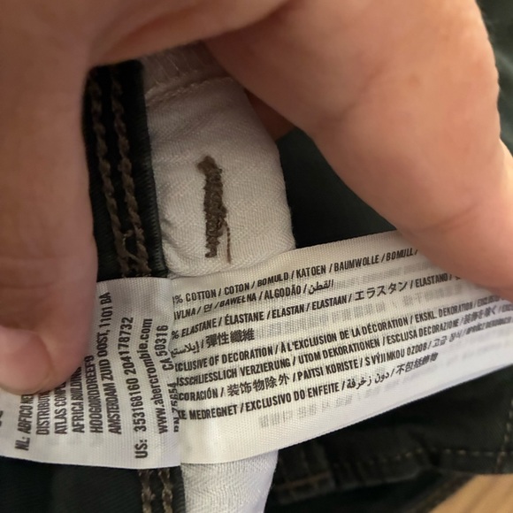 Hollister Women's Boyshort Low Rise Olive Shorts 3 - Picture 12 of 13